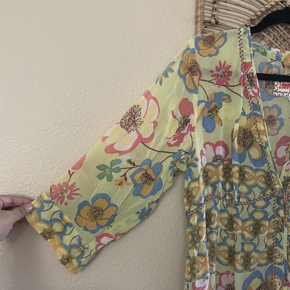 Johnny Was Floral V-Neck Top Blouse Y2K Whimsy Boho Artsy Women's Sz L B5 - Picture 4 of 10